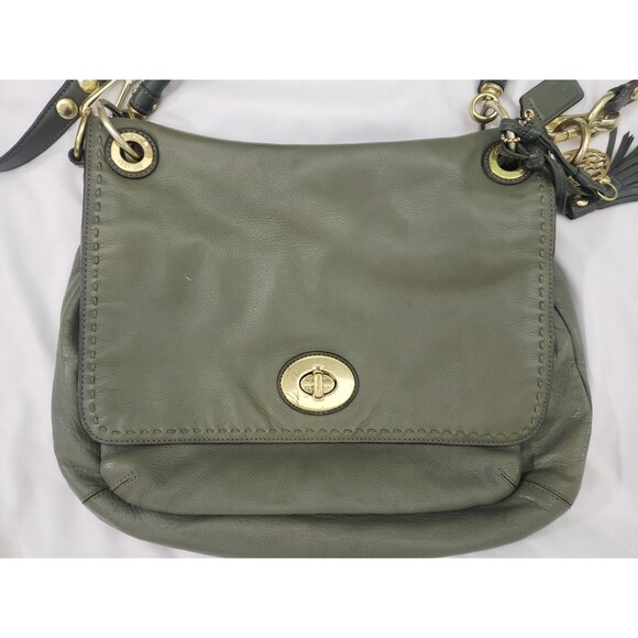COACH Limited Edition Hamptons Flap Bag, 15400, Green Leather Shoulder Purse - Picture 2 of 16